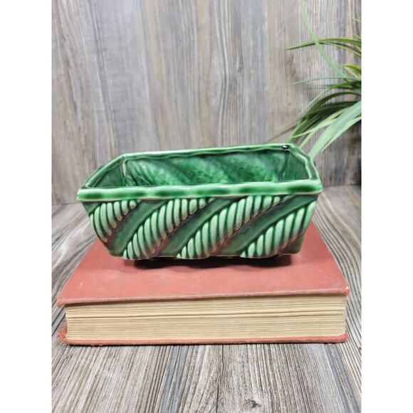 Vintage Green Pottery Succulent Planter, Ribbed Pottery - Picture 4 of 6
